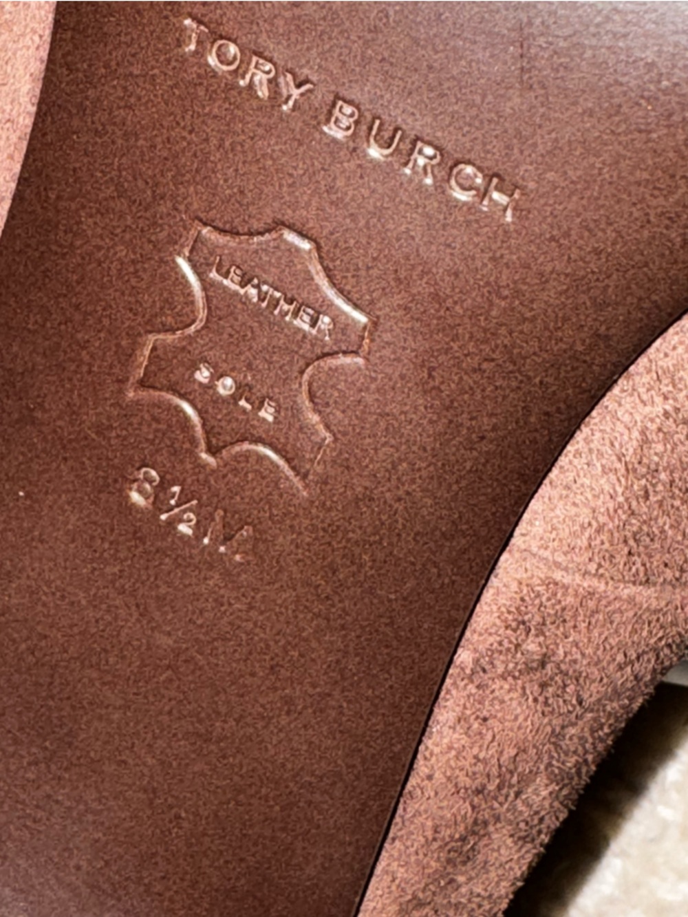 NEW Tory Burch Double T Buckle Pump in Dark Cocoa - Picture 9 of 9